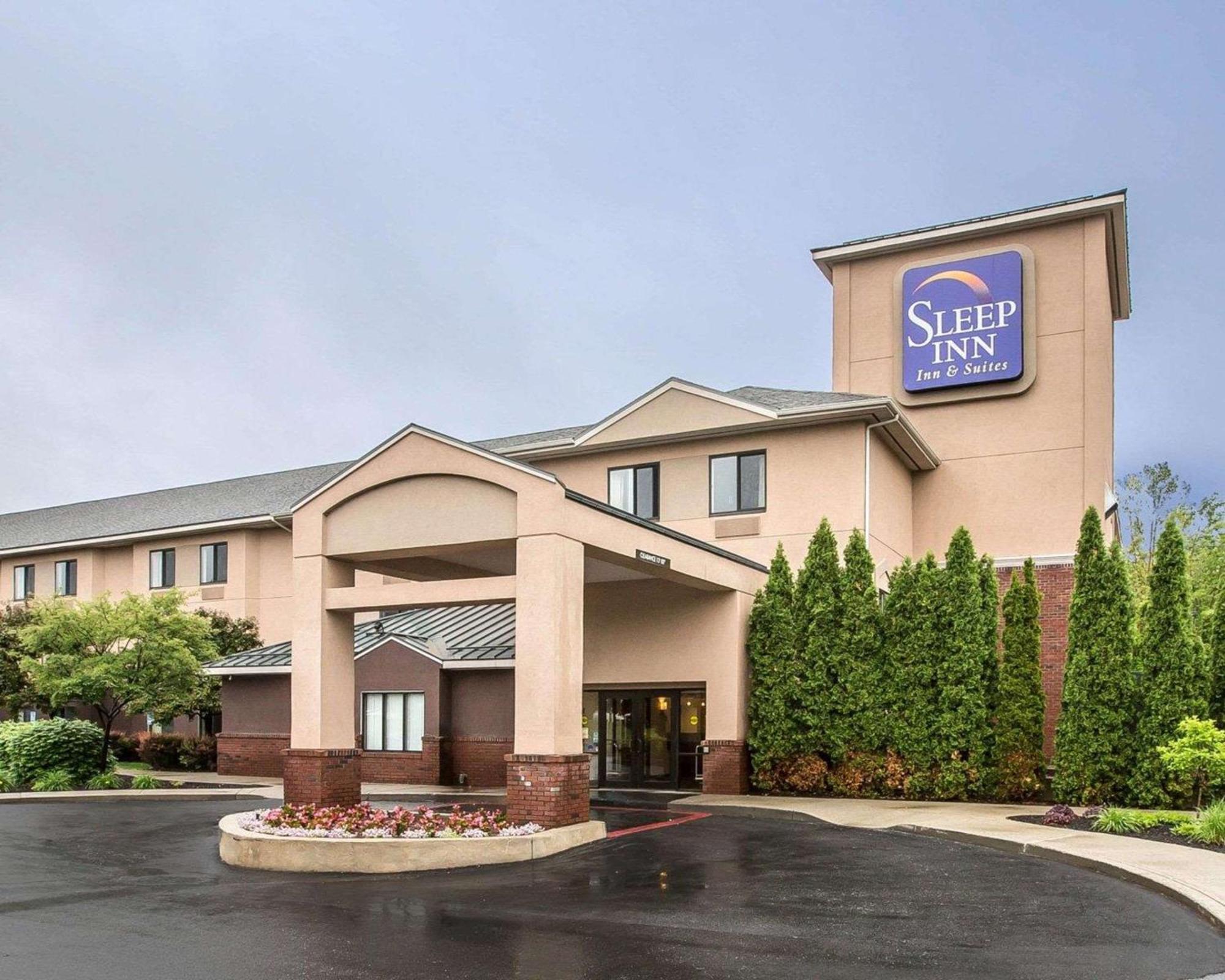 Sleep Inn & Suites Queensbury - Lake George Exterior foto