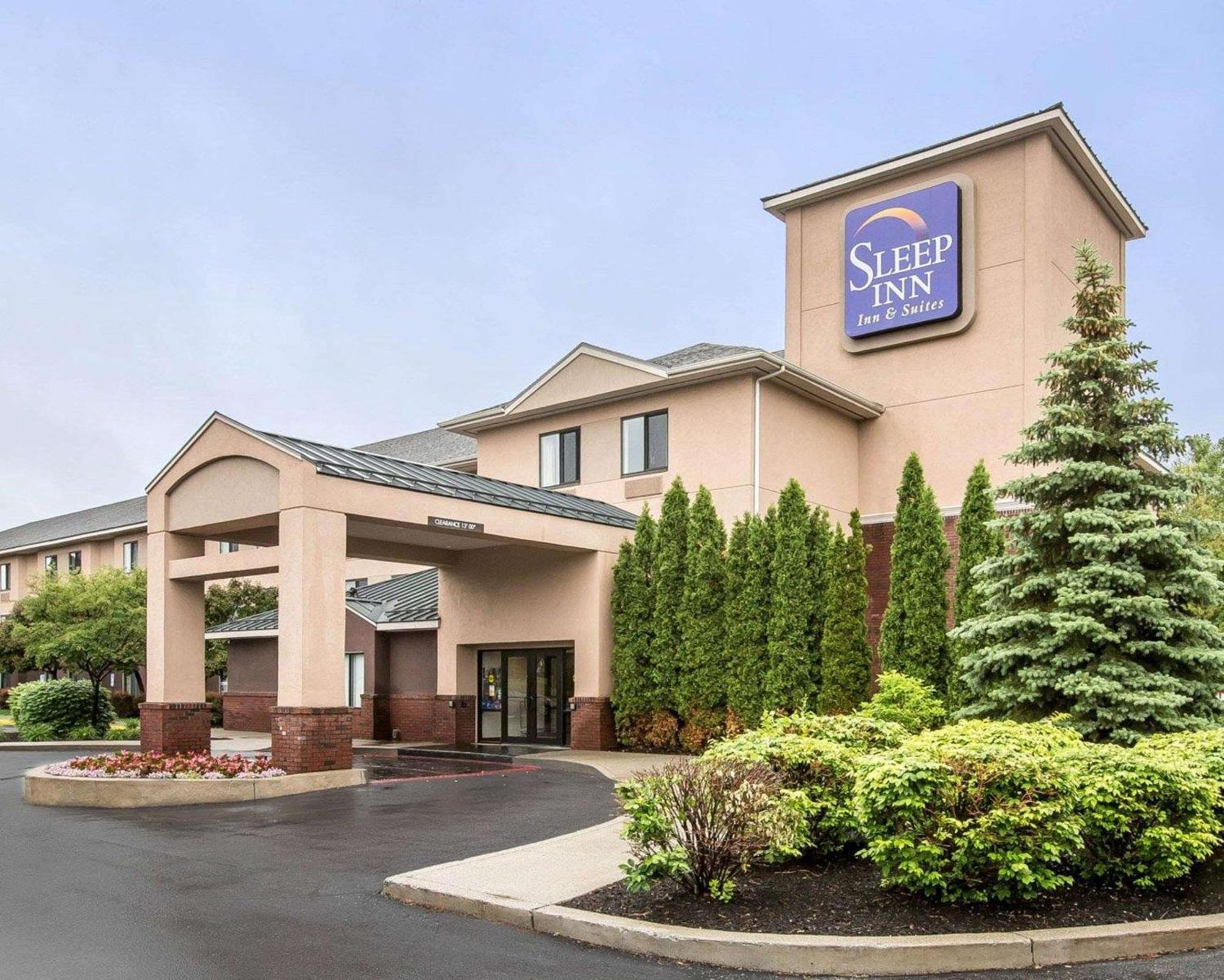 Sleep Inn & Suites Queensbury - Lake George Exterior foto